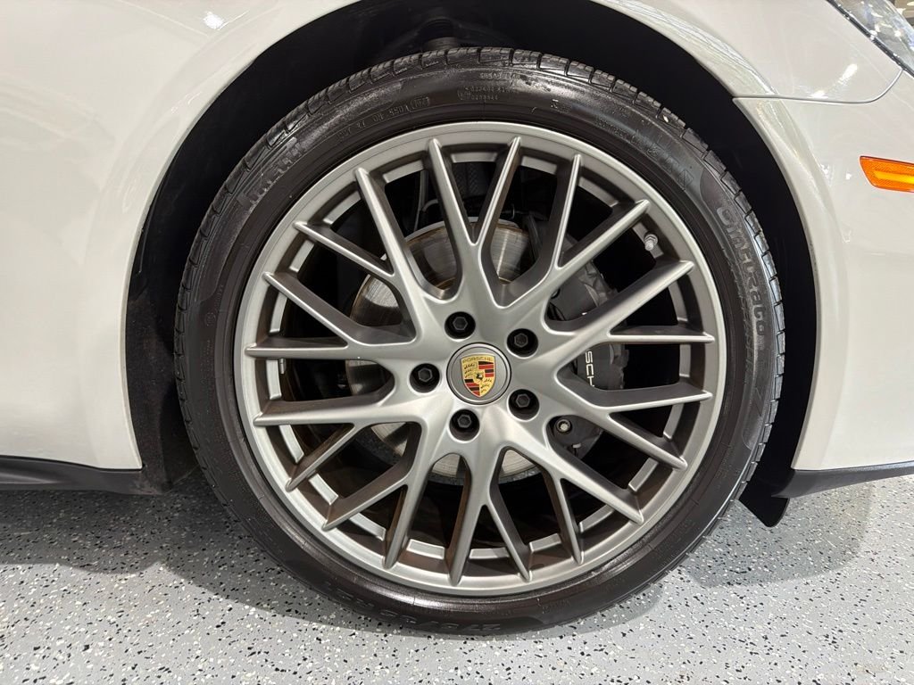 Certified Used 2023  Porsche 4 image 14