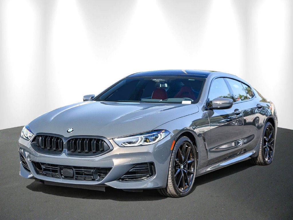2026 BMW 8 Series photo 3