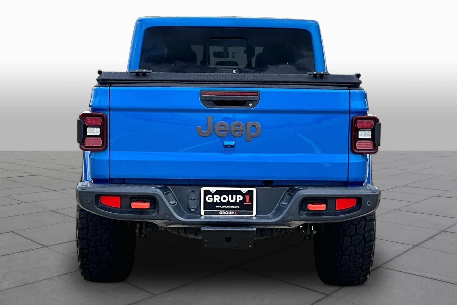 Used 2022 Hydro Blue Pearlcoat Jeep Mojave image 5