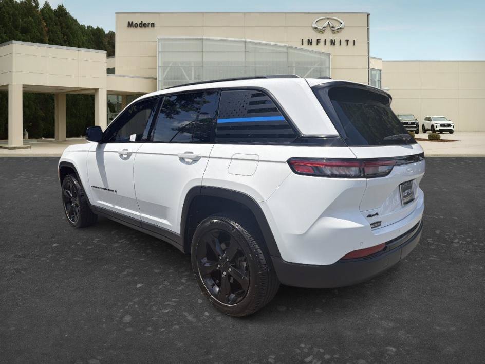 Used 2024 Bright White Clearcoat Jeep Altitude X image 6