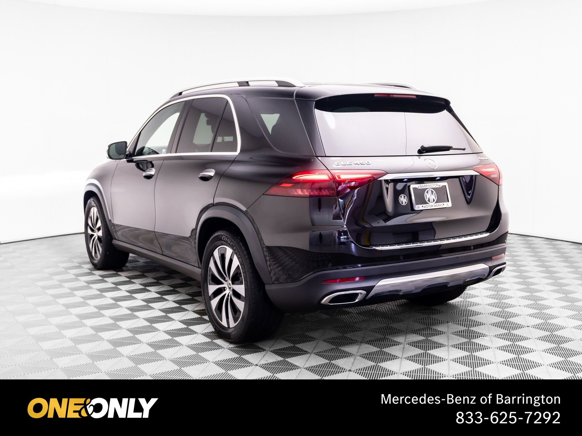 Certified Used 2025 Black Mercedes-Benz GLE 450 image 3