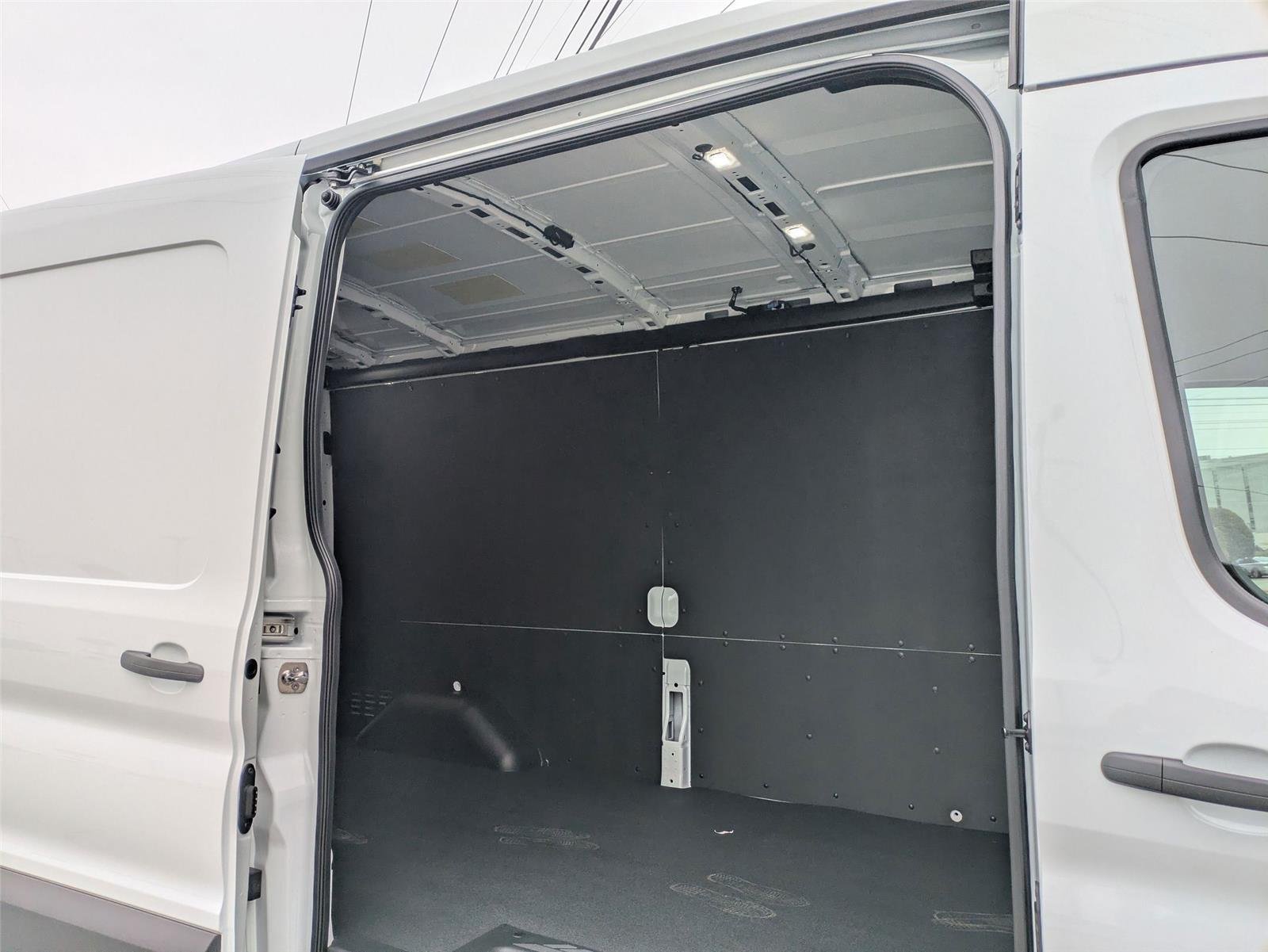 New 2026 Oxford White Ford Cargo Van image 22