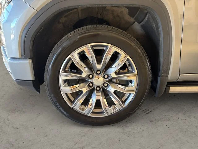 Used 2024 Silver GMC Denali image 15