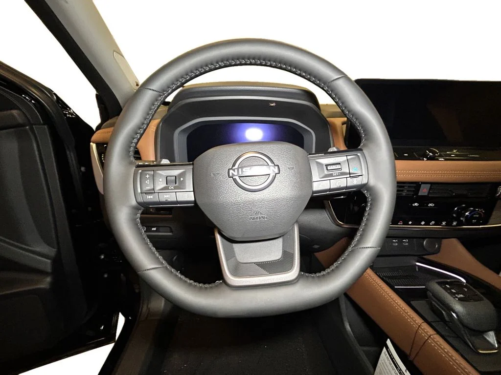 New 2026 Super Black Nissan Platinum image 12