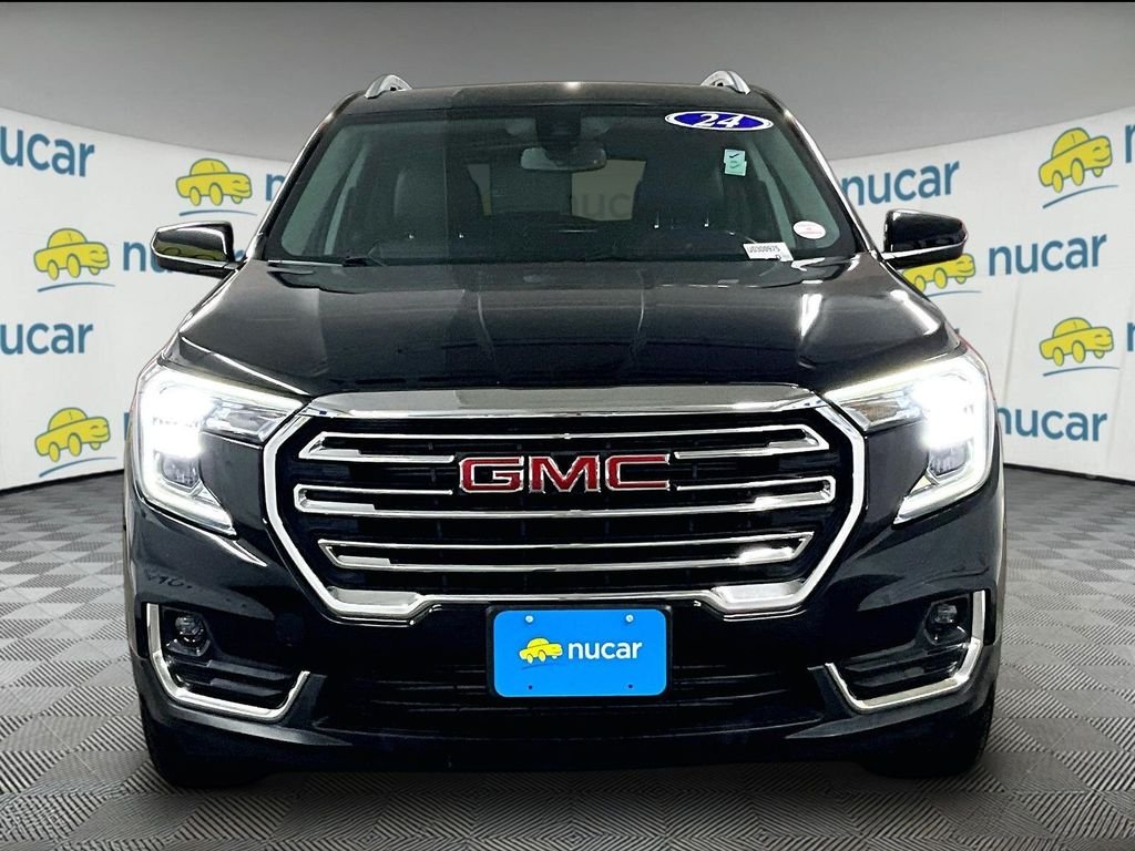 Used 2024 Black GMC SLT image 2