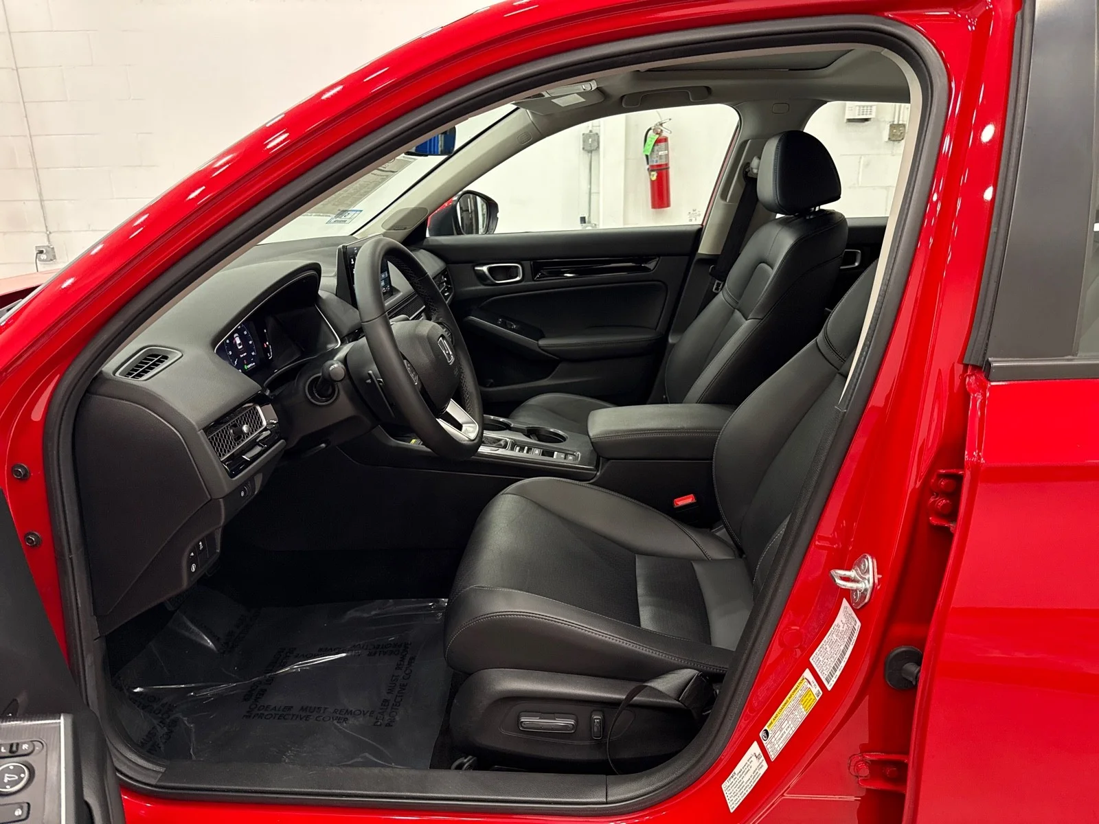 Used 2024 Rallye Red Honda Touring CVT image 12