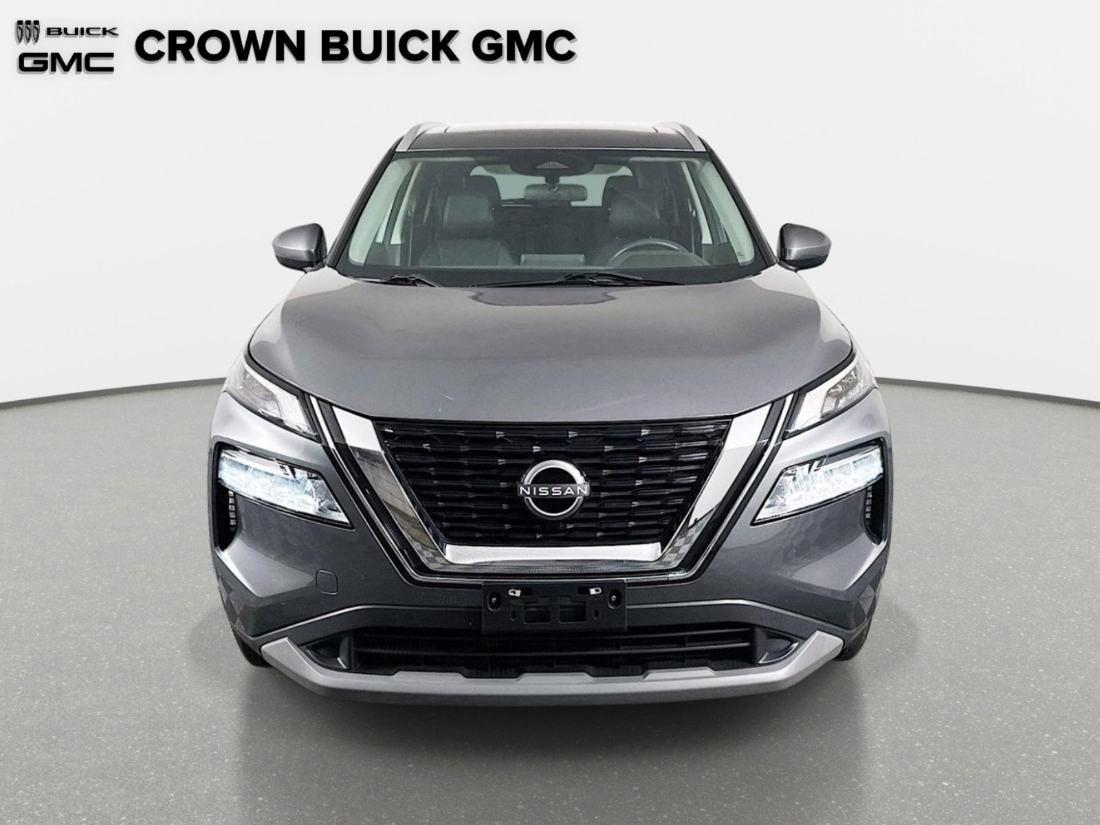 Used 2023 Gun Metallic Nissan SV image 2