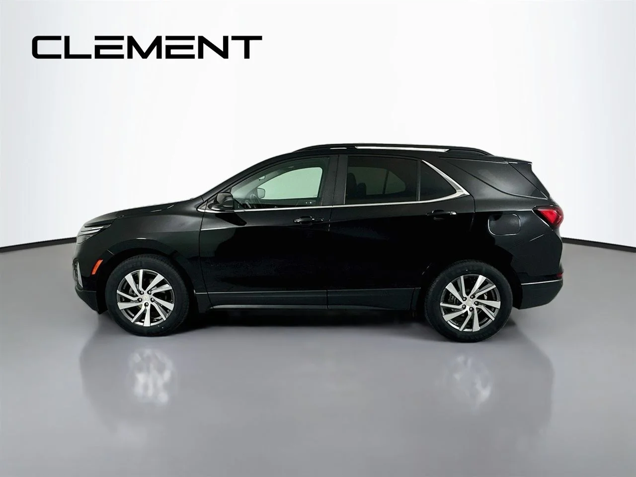 Certified Used 2022 Mosaic Black Metallic Chevrolet LT image 6