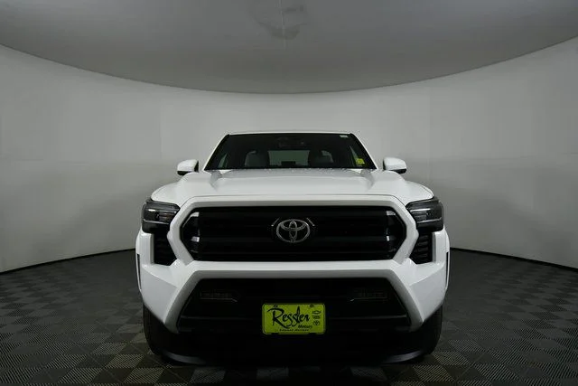2026 Toyota Tacoma SR5 - Photo 7