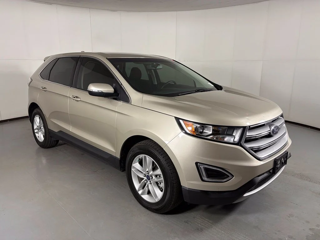 Used 2017 Gold Ford SEL image 2
