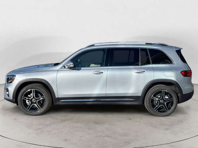 New 2026 Silver Mercedes-Benz GLB 250 image 8