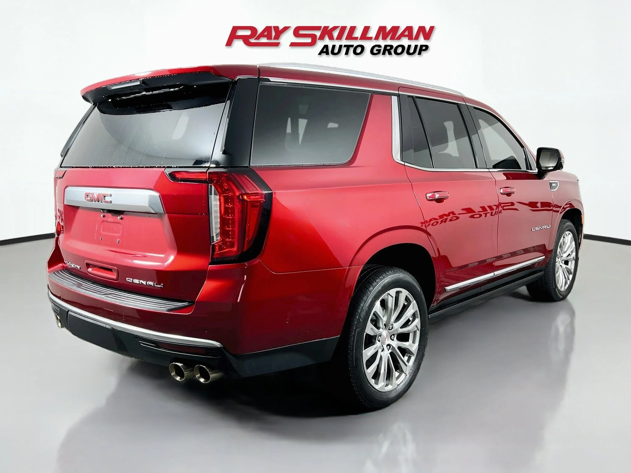 Used 2024 Volcanic Red Tintcoat GMC DENALI image 7