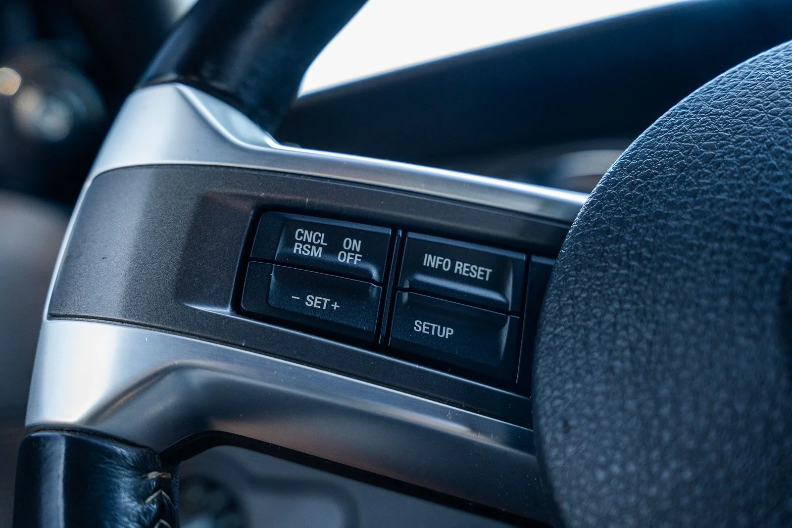 Used 2014 Green Ford GT image 34