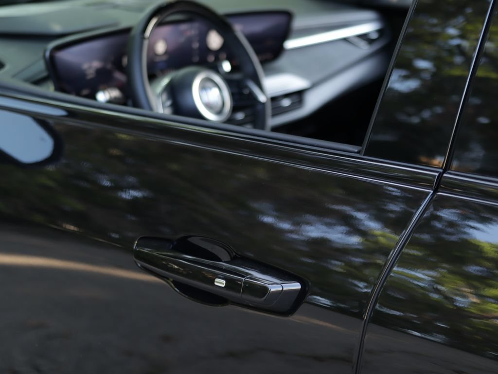 Used 2025 Ebony Twilight Metallic Buick Sport Touring image 41
