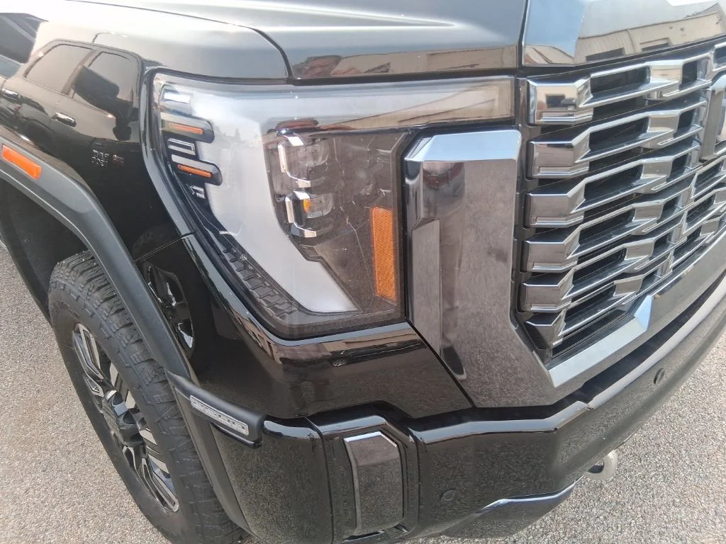 Used 2024 Black GMC Denali Ultimate image 12