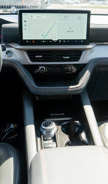 Used 2025 White Metallic Ford Active image 17