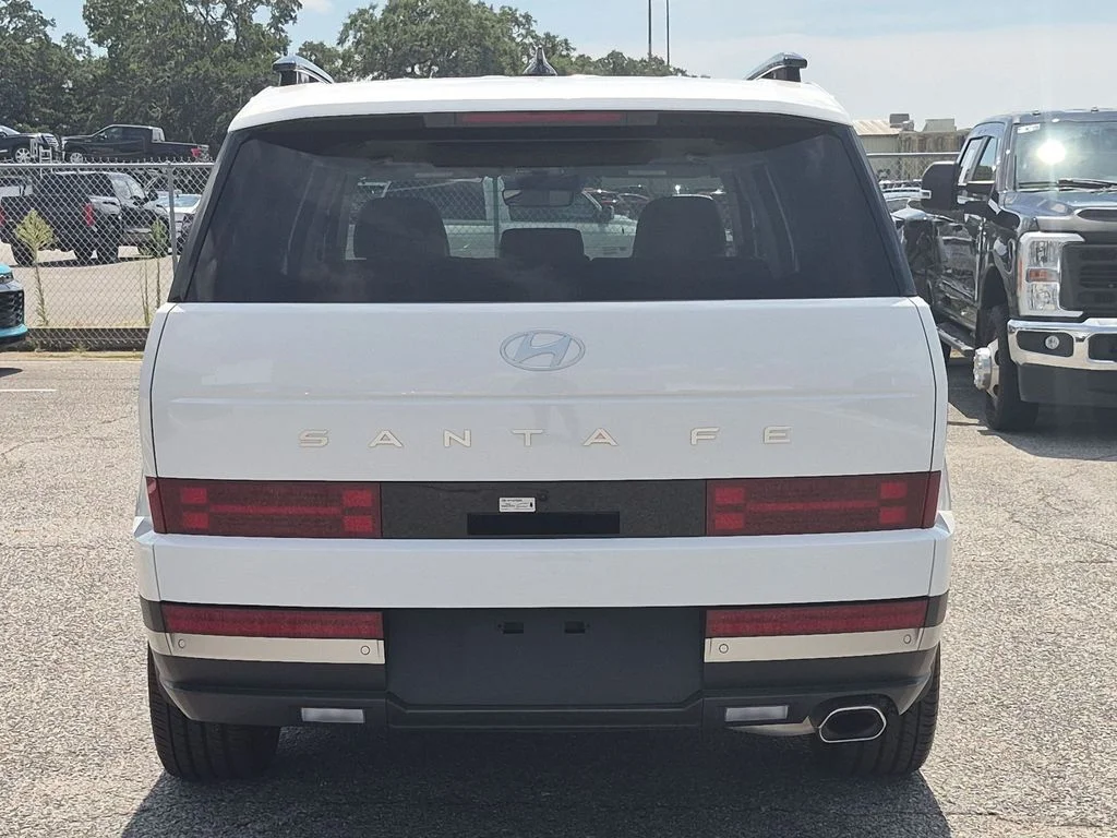 Used 2024 White Hyundai Limited image 5