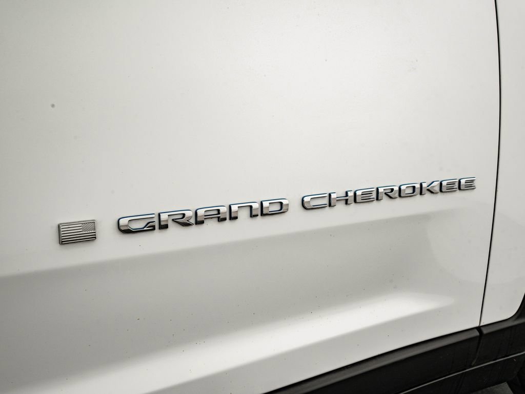 Used 2022 Bright White Clearcoat Jeep 4xe image 17