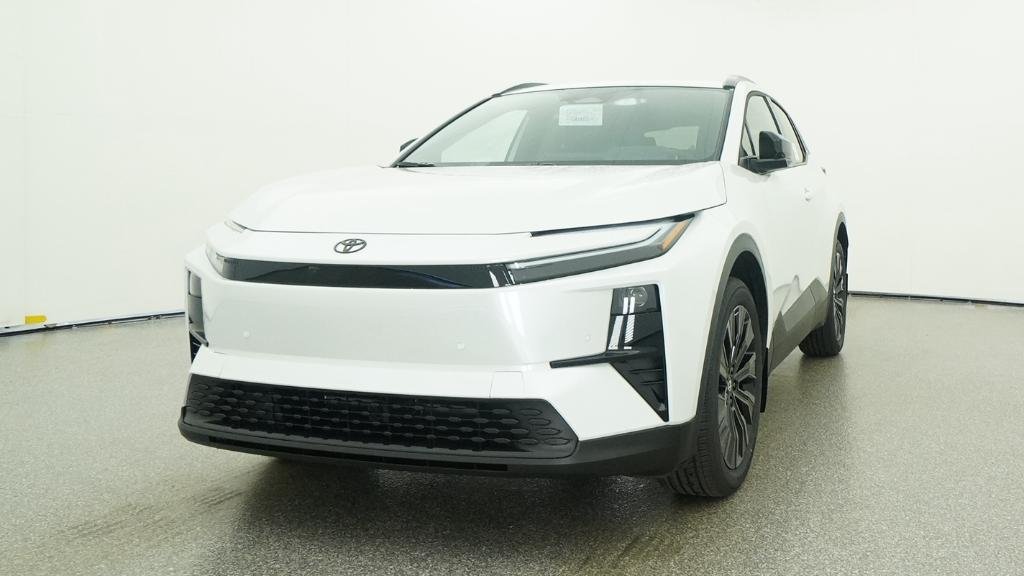 New 2026 Wind Chill Pearl Toyota XSE image 33