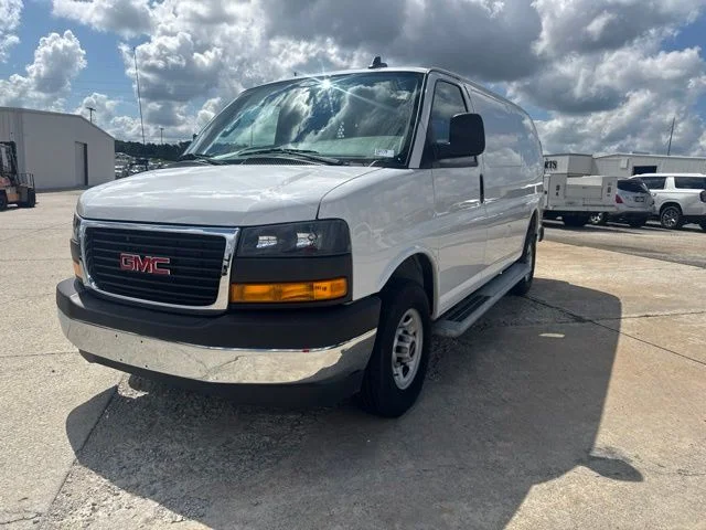 2025 GMC Savana Cargo