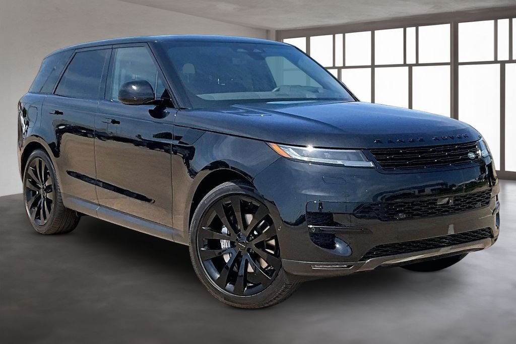 New 2026 Santorini Black Metallic Land Rover SE image 2