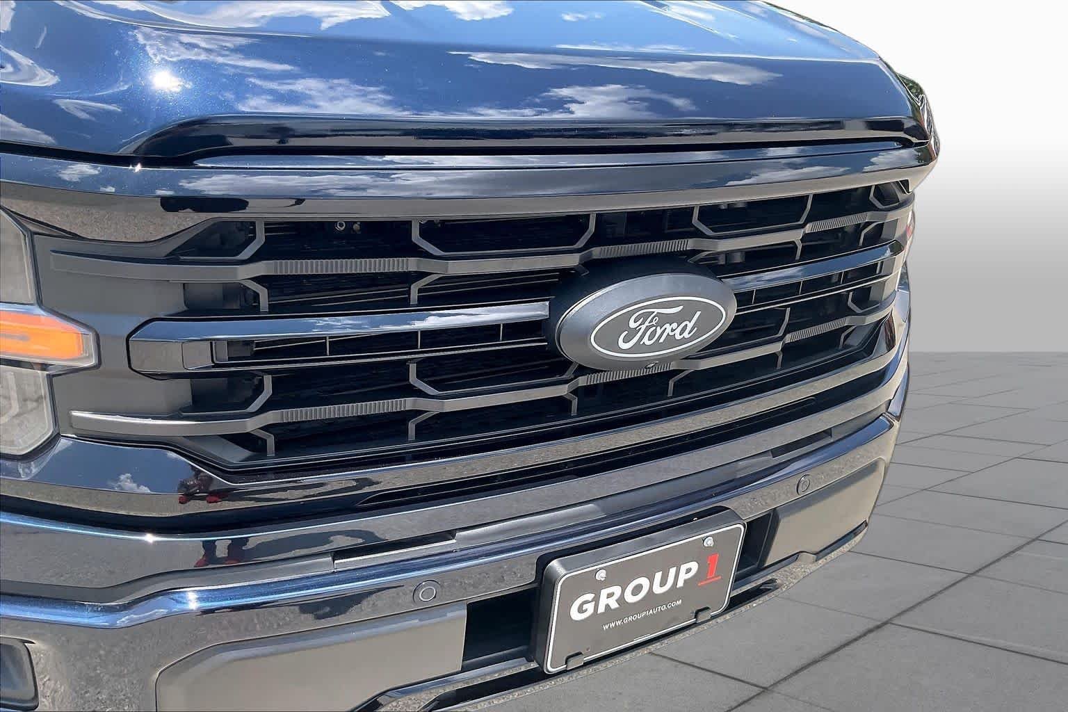 Used 2024 Antimatter Blue Ford XLT image 28