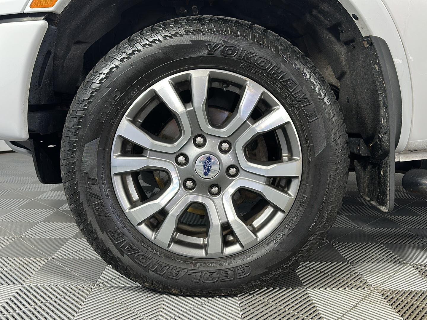 Used 2019 Oxford White Ford LARIAT image 13