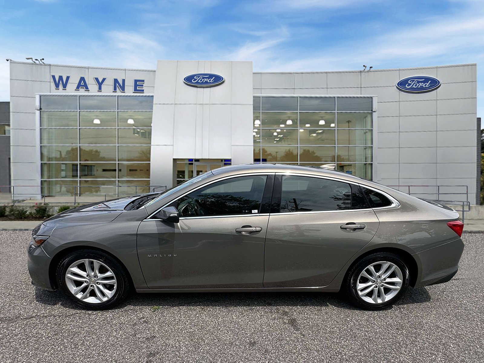 Used 2017 Pepperdust Metallic Chevrolet LT image 7