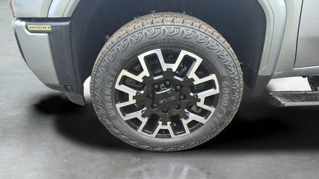 2026 GMC Sierra 2500HD Denali Ultimate - Photo 19