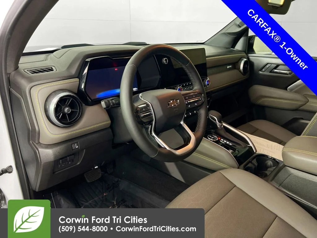 Used 2025 Summit White Chevrolet ZR2 image 3
