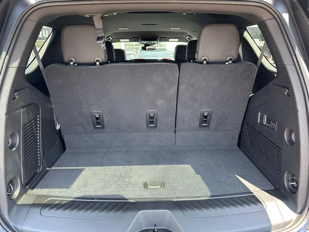 New 2026  GMC Elevation image 6