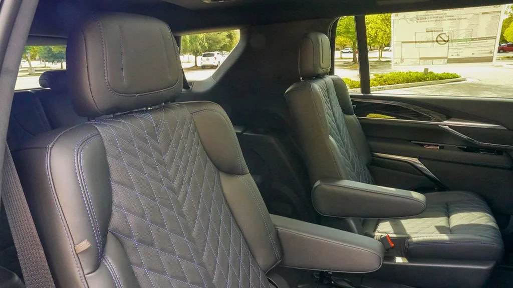 2026 Cadillac Escalade IQL Luxury - Photo 12