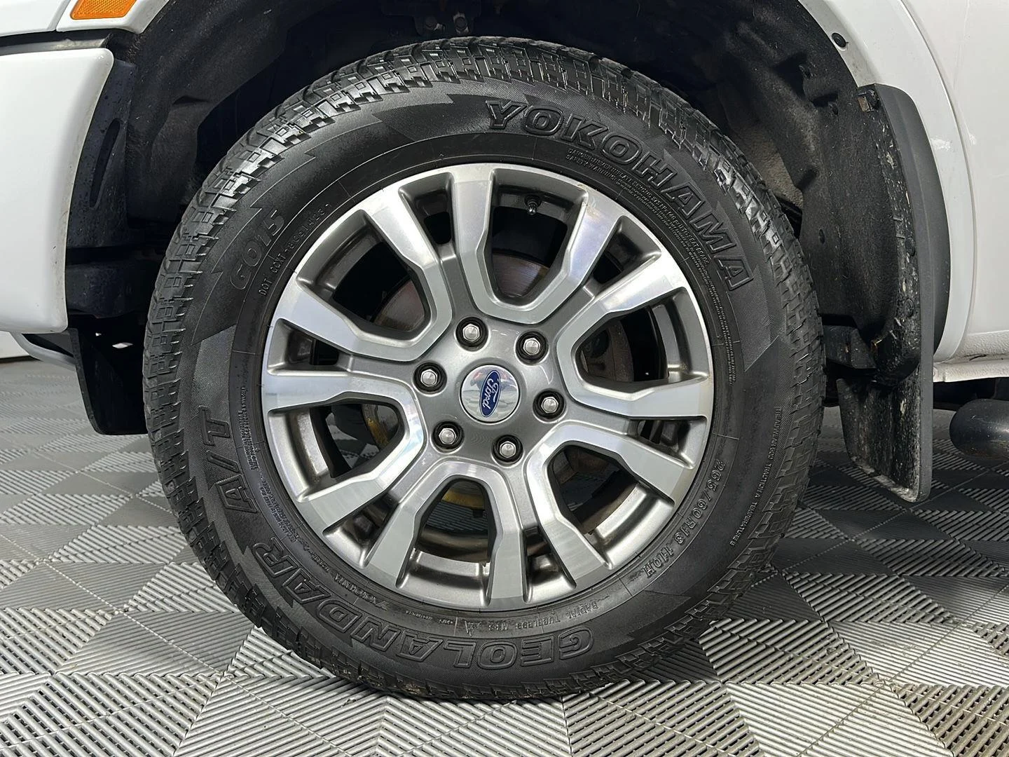 Used 2019 Oxford White Ford LARIAT image 13