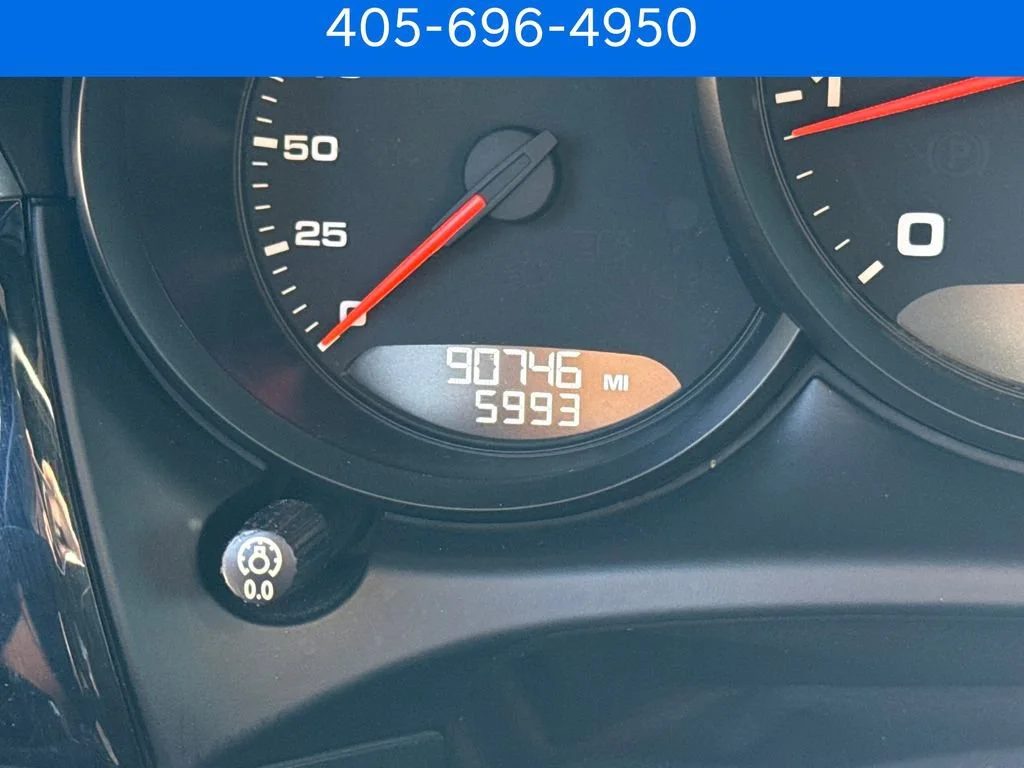 Pre-Owned 2018 Porsche Macan Base