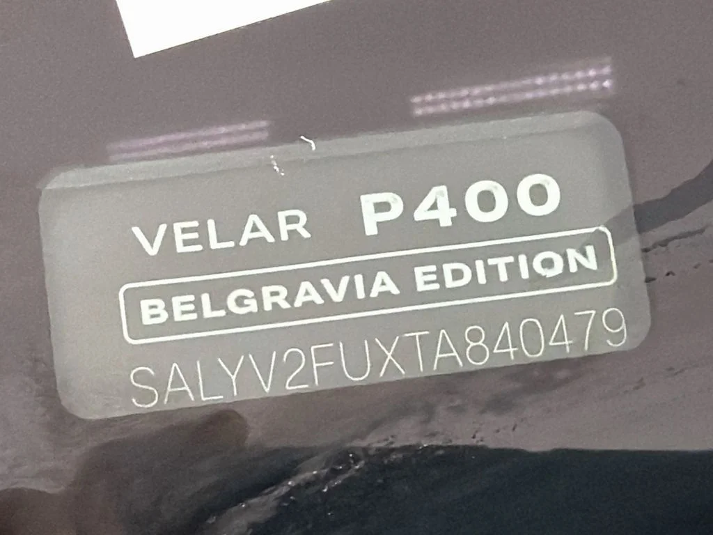 New 2026 Santorini Black Land Rover Belgravia Edition image 34