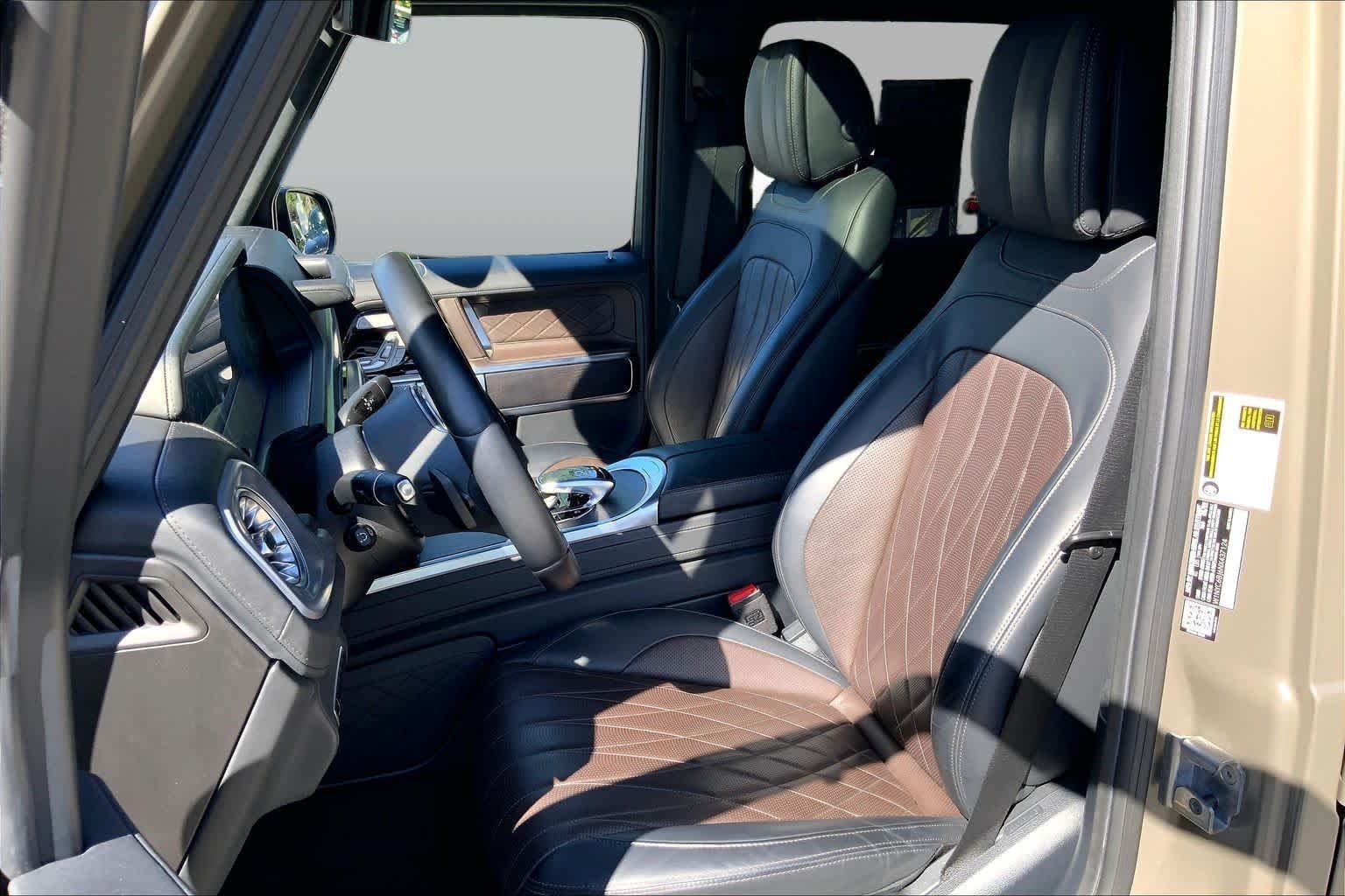 Used 2022 MANUFAKTUR Mystic Brown Metallic Mercedes-Benz G 550 image 9