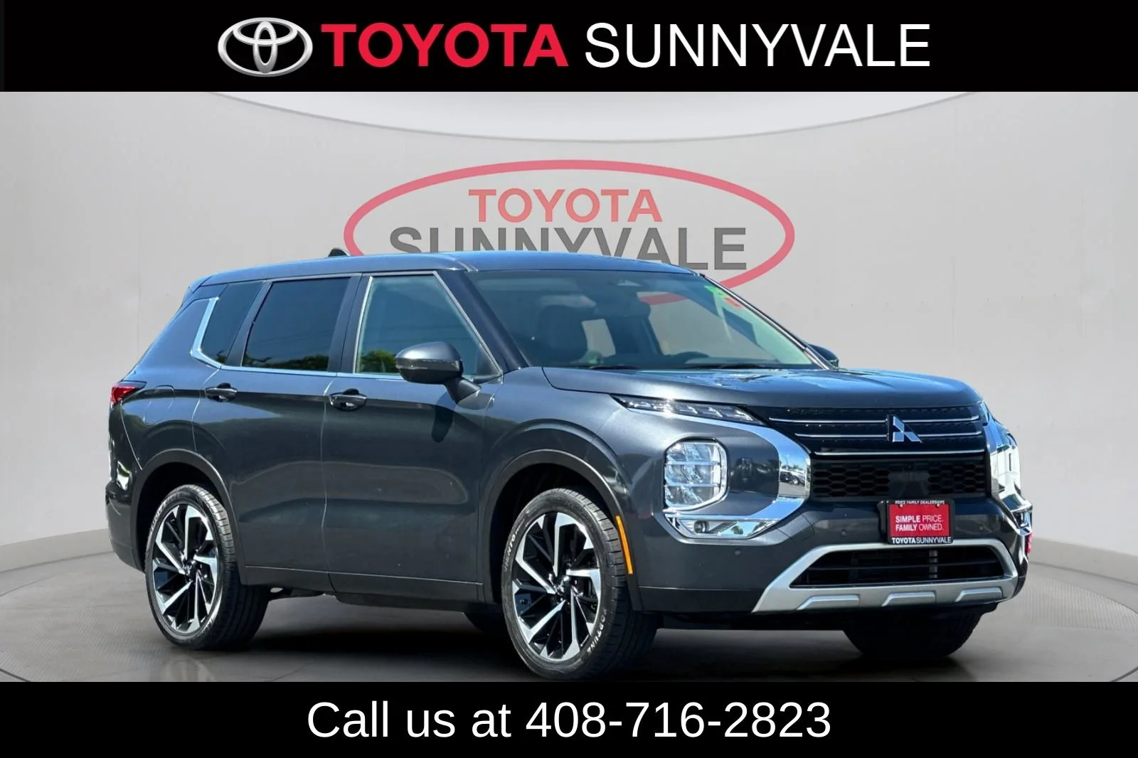 Used 2024  Mitsubishi SE image 10