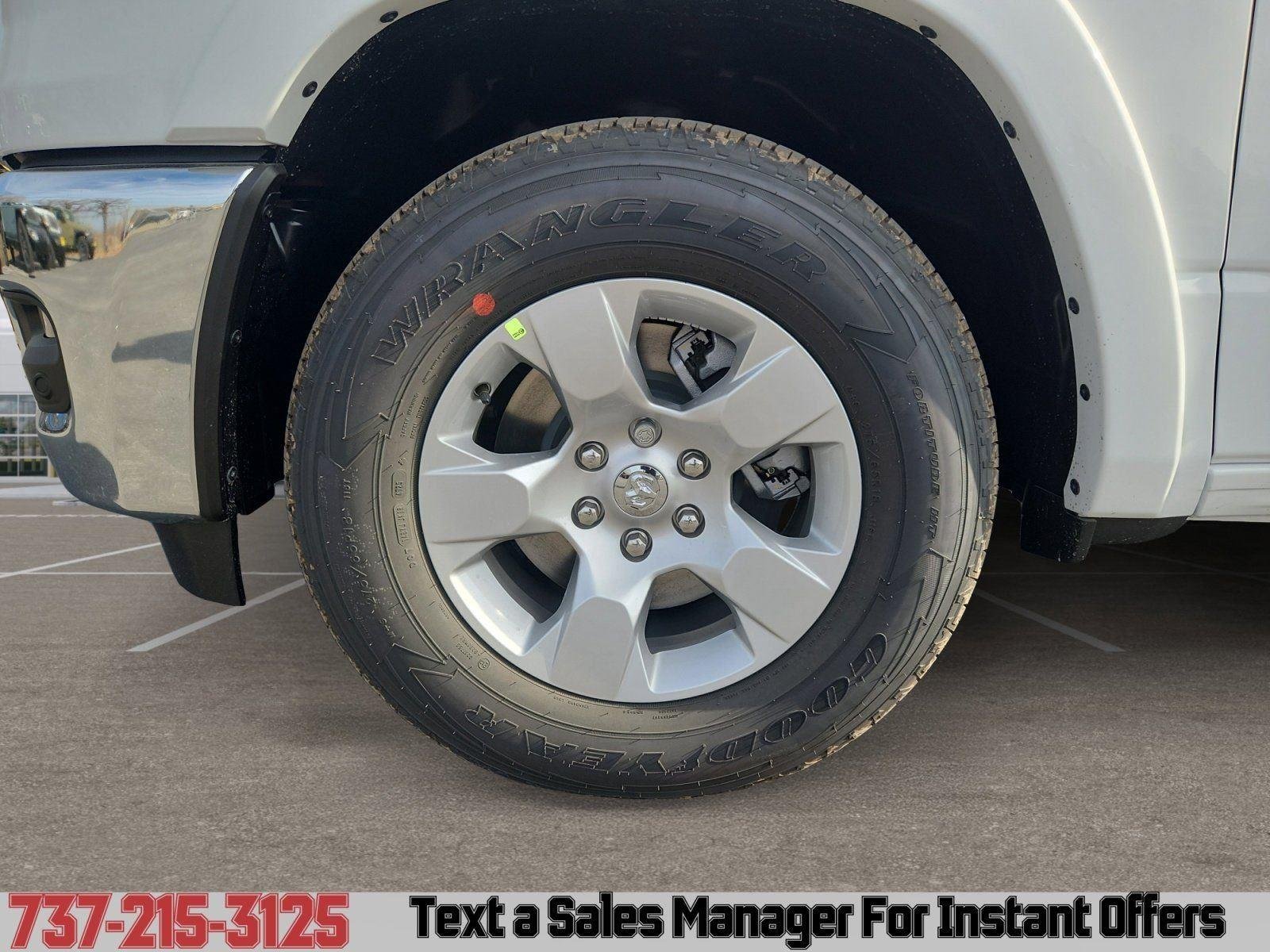 New 2026 Bright White Clear-Coat Exterior Paint RAM Lone Star image 14