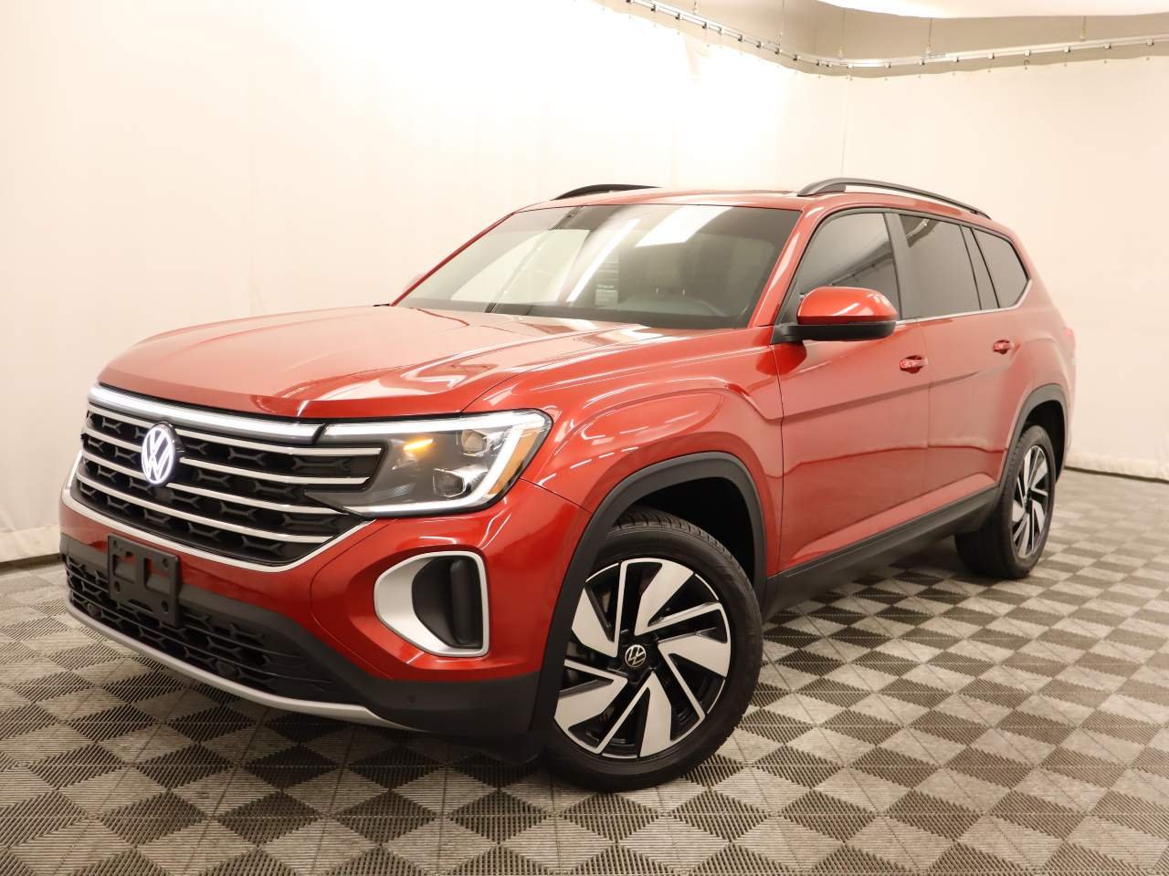 Certified Used 2024 Aurora Red Metallic Volkswagen SE image 1