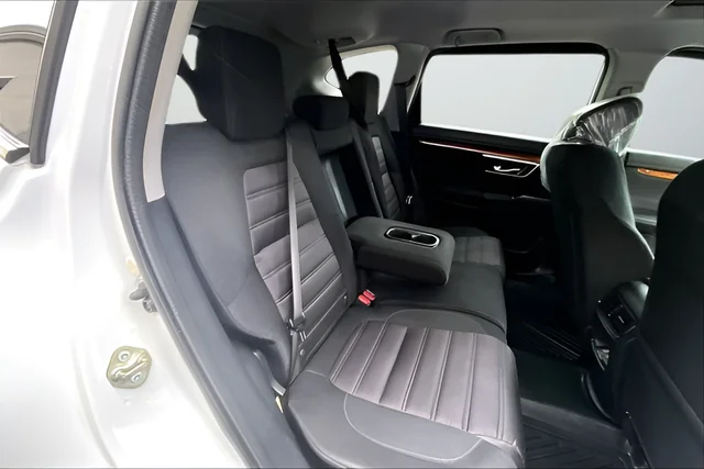 Used 2019  Honda EX image 20