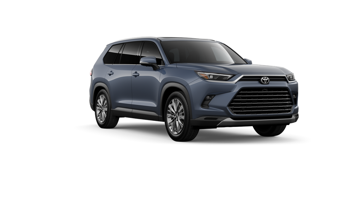 New 2026 White Toyota Platinum image 15