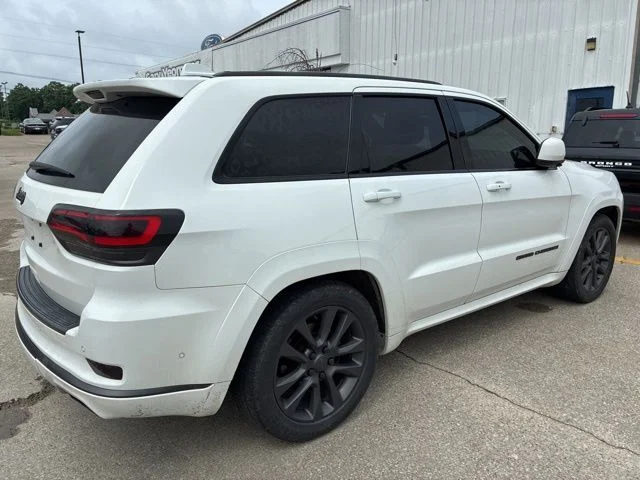 Certified Used 2018 Bright White Clearcoat Jeep High Altitude image 6