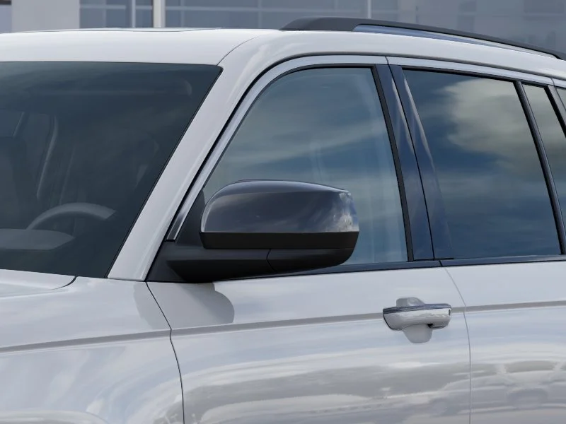 New 2026 Bright White Clear-Coat Exterior Paint Jeep Altitude image 44