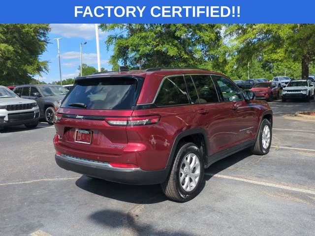 Used 2023 Red Jeep Limited image 5