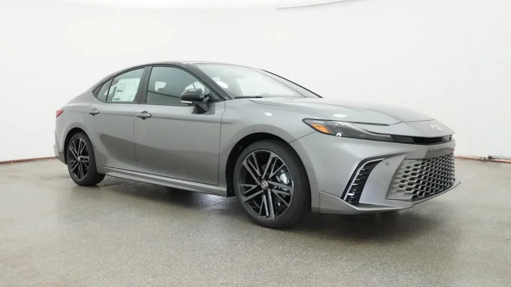 New 2026 Heavy Metal with Midnight Black Metallic roof Toyota XSE image 15