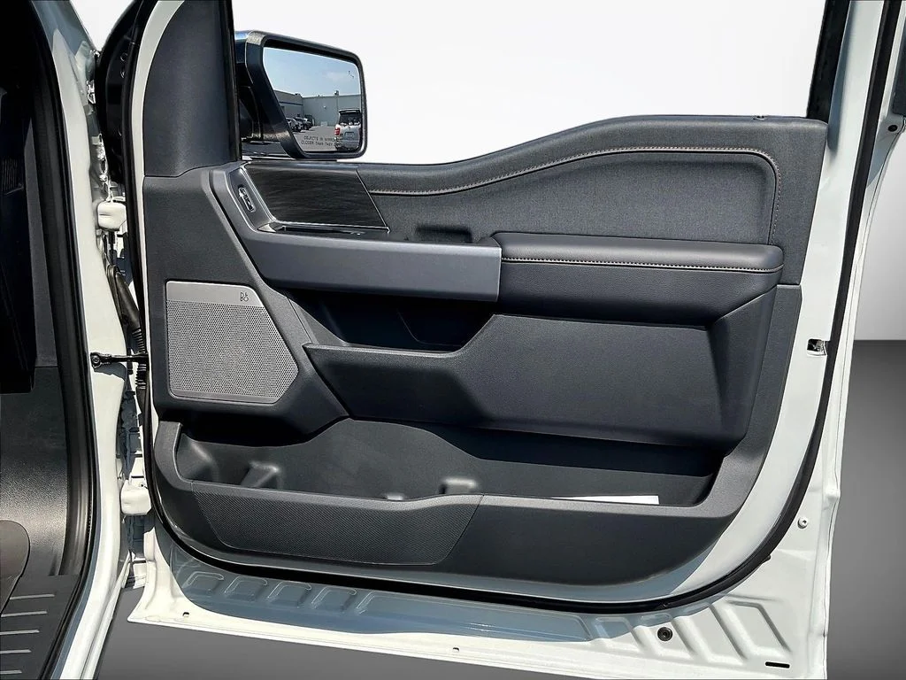 New 2026 Avalanche Ford Lariat® image 32