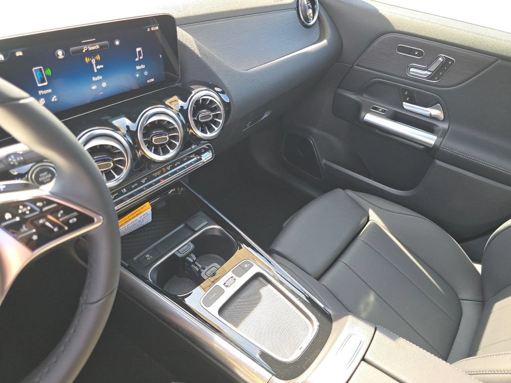 New 2026 Polar White Mercedes-Benz GLA 250 image 64