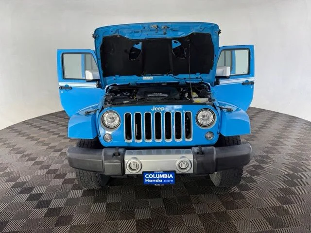 Used 2017 Blue Jeep Unlimited Sahara image 14