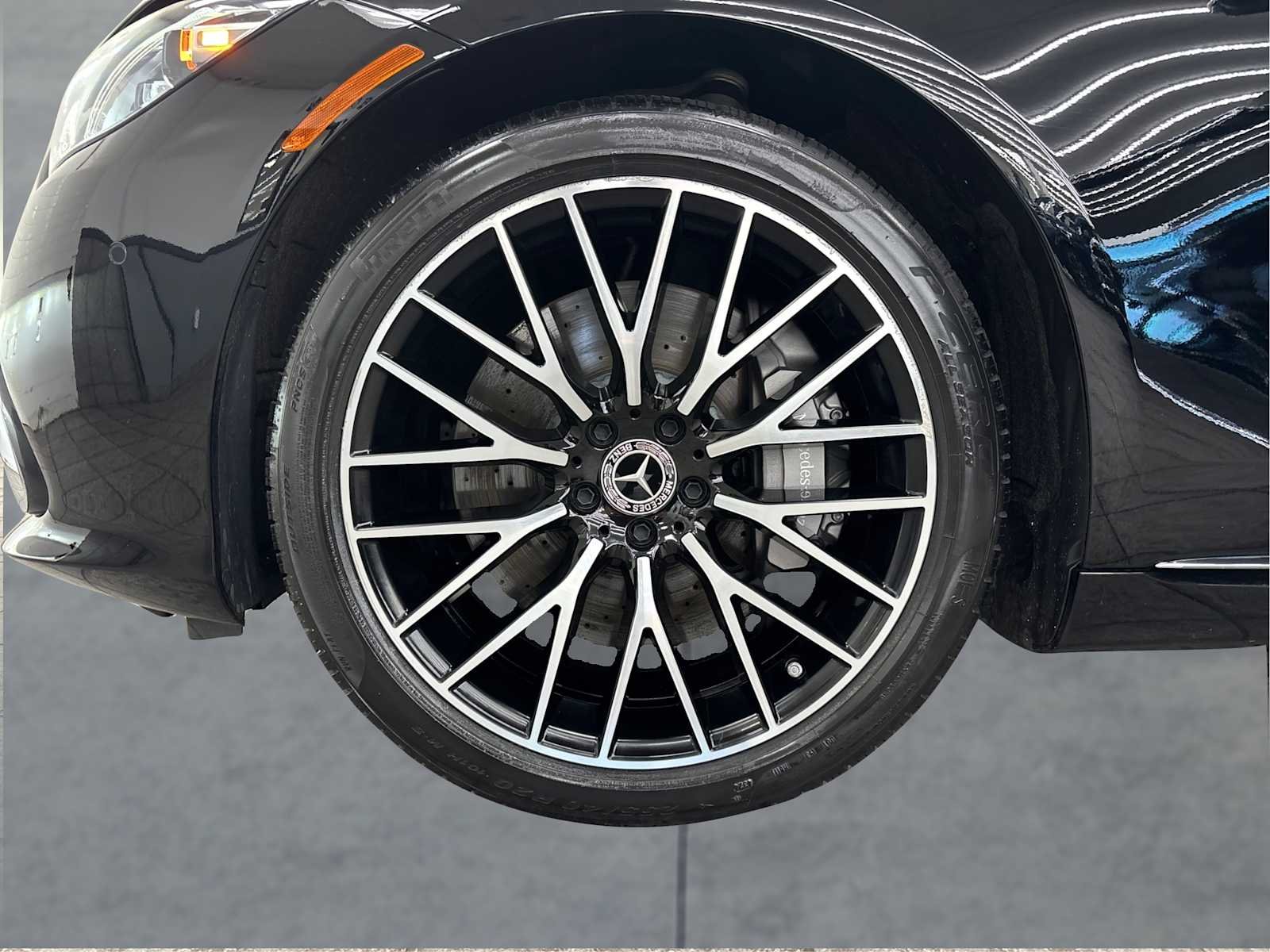 Certified Used 2023 Black Mercedes-Benz S 580 image 13