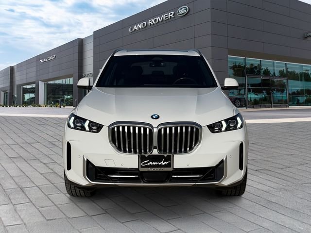 Used 2026 White BMW sDrive40i image 8